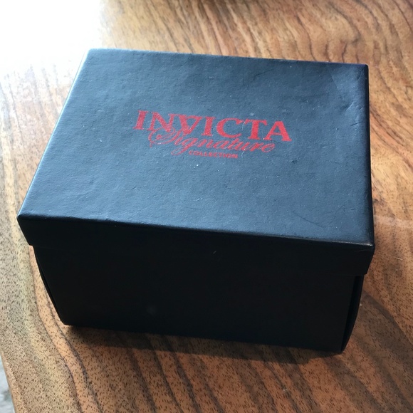 Invicta 7167 Swiss-made chronograph, boxes, papers, EUC - Picture 6 of 7